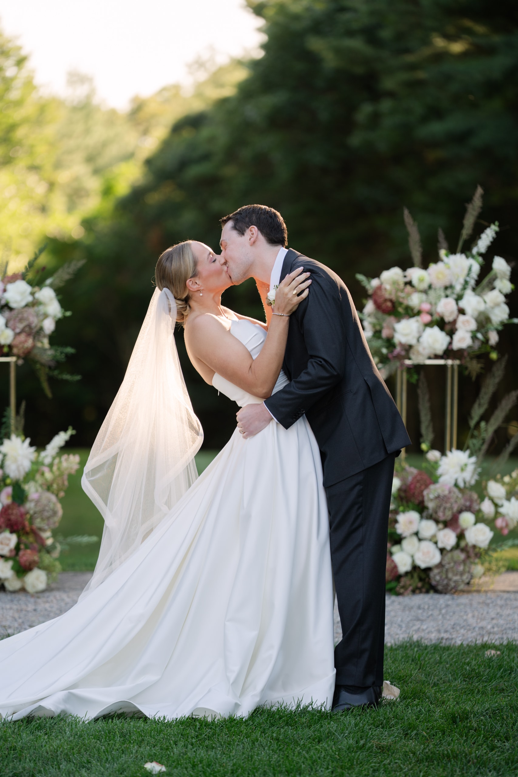Michaela and David wedding photography at The Bradley Estate in Canton, MA
